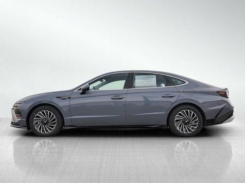 2026 Hyundai SONATA Hybrid SE