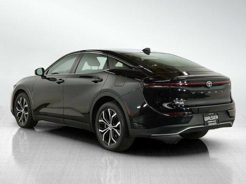 2024 Toyota Crown XLE
