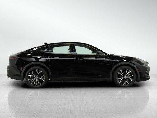 2024 Toyota Crown XLE
