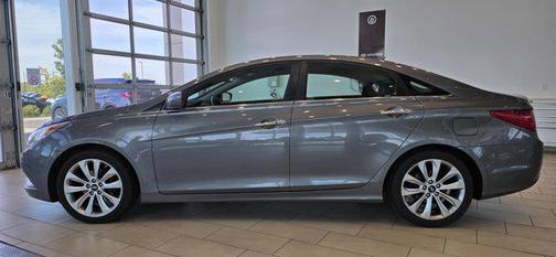 2011 Hyundai SONATA SE