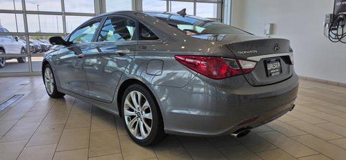 2011 Hyundai SONATA SE