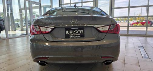 2011 Hyundai SONATA SE