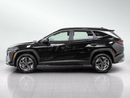 Phantom Black 2026 Hyundai TUCSON SEL