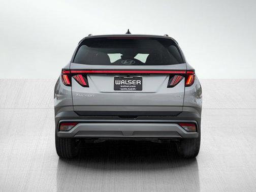 Shimmering Silver 2026 Hyundai TUCSON SEL Premium
