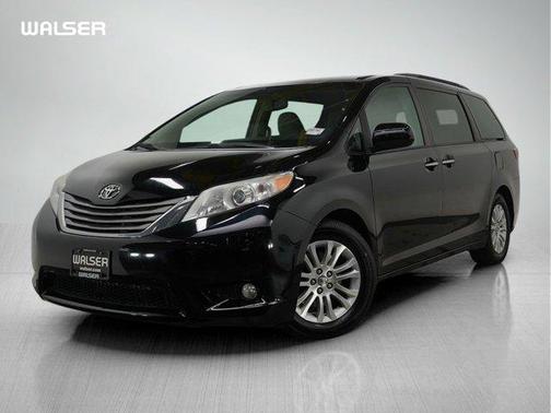 2015 Toyota Sienna XLE