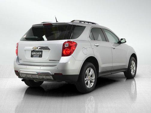 Silver Ice Metallic 2011 Chevrolet Equinox 2LT
