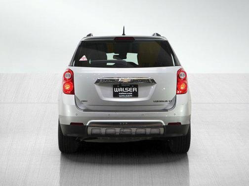 Silver Ice Metallic 2011 Chevrolet Equinox 2LT
