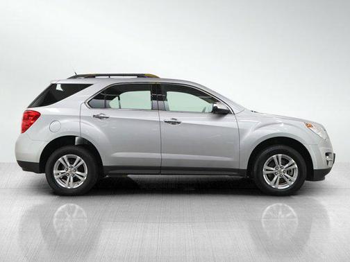 Silver Ice Metallic 2011 Chevrolet Equinox 2LT