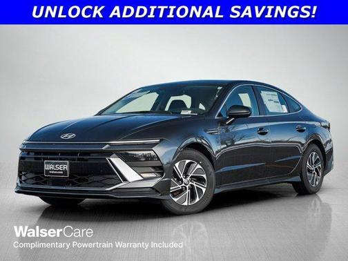 2026 Hyundai SONATA Hybrid Base