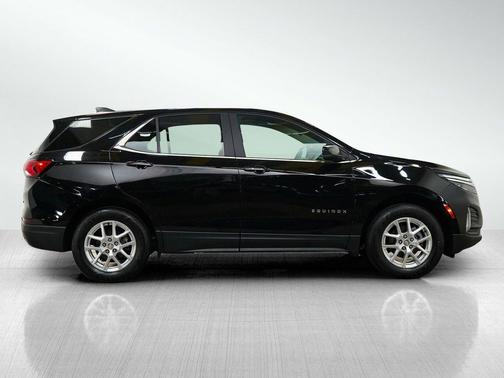Mosaic Black Metallic 2022 Chevrolet Equinox 1LT