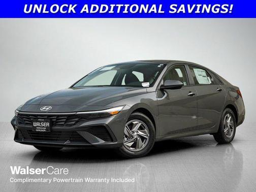 2025 Hyundai ELANTRA SE