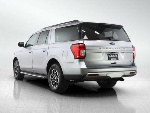 Iconic Silver Metallic 2023 Ford Expedition Max XLT