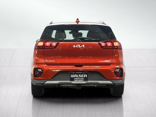 Solar Orange 2022 Kia Niro LXS