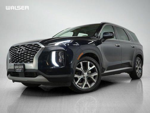 2022 Hyundai PALISADE Luxury 8-Passenger Seating