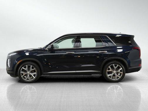2022 Hyundai PALISADE Luxury 8-Passenger Seating