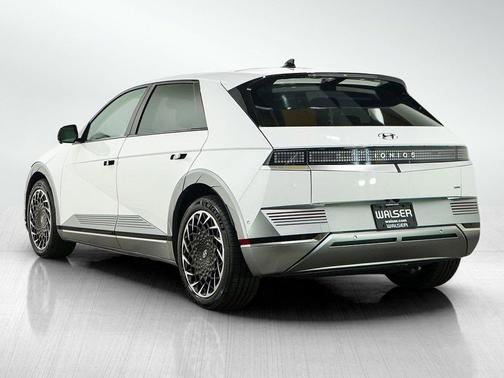 Atlas White 2023 Hyundai IONIQ 5 Limited