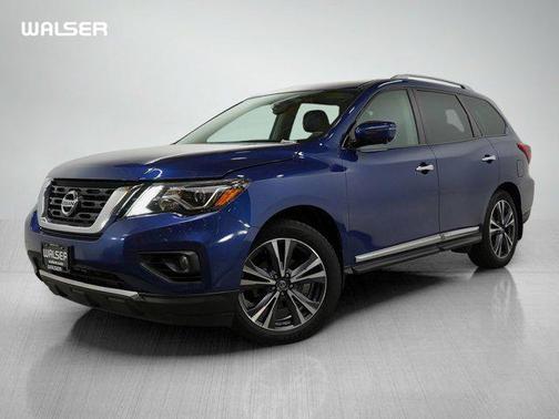 2017 Nissan Pathfinder Platinum