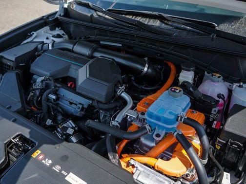 2025 Hyundai TUCSON Plug-In Hybrid SEL