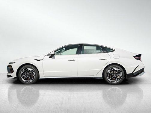 2026 Hyundai SONATA SEL