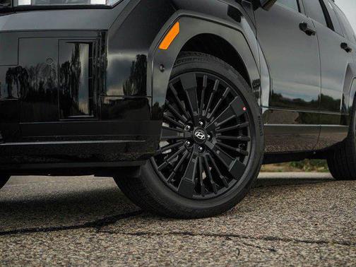 Phantom Black 2026 Hyundai SANTA FE HEV Calligraphy