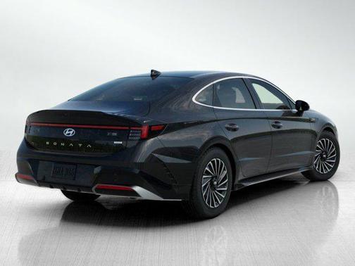 2026 Hyundai SONATA Hybrid SE