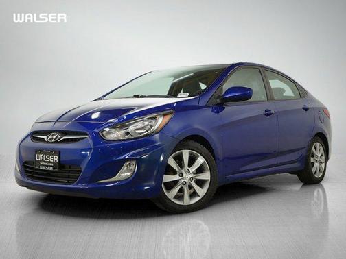 Marathon Blue Pearl 2013 Hyundai Accent GLS