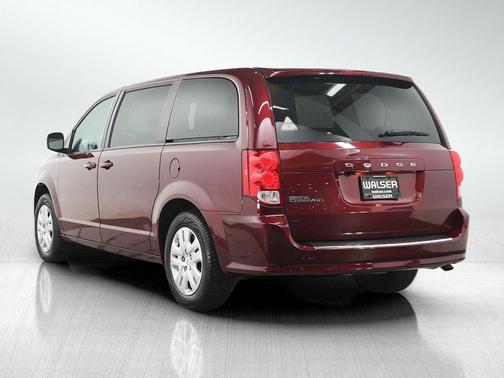 Octane Red Pearlcoat 2018 Dodge Grand Caravan SE