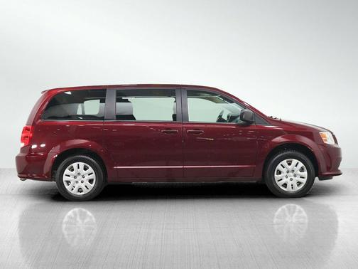 Octane Red Pearlcoat 2018 Dodge Grand Caravan SE