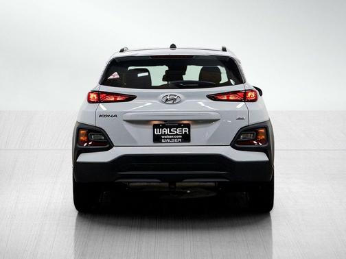 Chalk White 2020 Hyundai KONA SEL