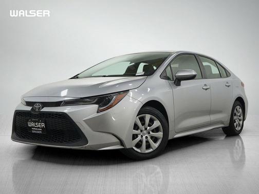 Classic Silver Metallic 2020 Toyota Corolla LE