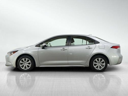 Classic Silver Metallic 2020 Toyota Corolla LE