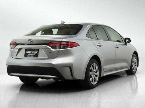 Classic Silver Metallic 2020 Toyota Corolla LE