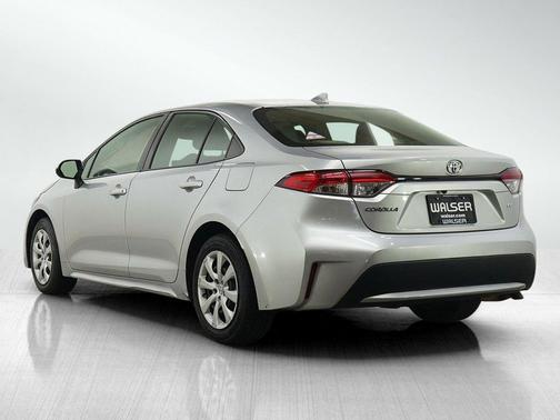 Classic Silver Metallic 2020 Toyota Corolla LE