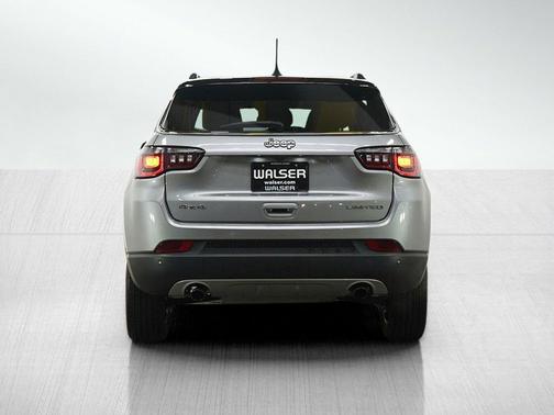 Billet Silver Metallic Clearcoat 2023 Jeep Compass Limited