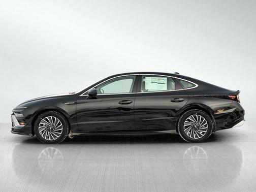 2026 Hyundai SONATA Hybrid SE