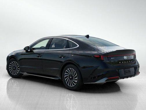 2026 Hyundai SONATA Hybrid SE
