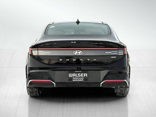 2026 Hyundai SONATA Hybrid SE