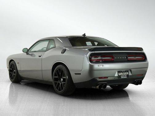 2015 Dodge Challenger R/T Plus