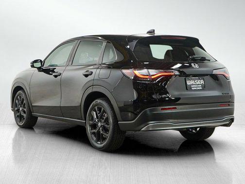 Crystal Black Pearl 2023 Honda HR-V AWD Sport