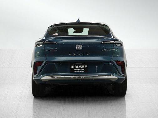 Ocean Blue Metallic 2024 Buick Envista Avenir FWD