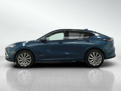 Ocean Blue Metallic 2024 Buick Envista Avenir FWD