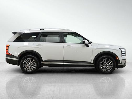 Creamy White Pearl 2026 Hyundai PALISADE SEL Premium