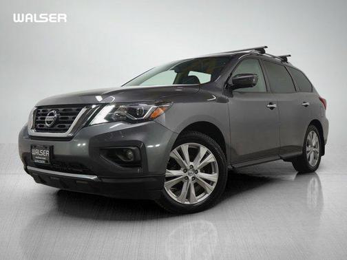 2018 Nissan Pathfinder SL