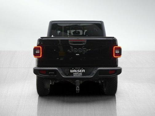 2021 Jeep Gladiator Willys 4x4