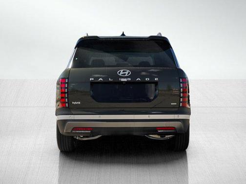 Titan Green 2026 Hyundai Palisade Hybrid SEL Premium 8P
