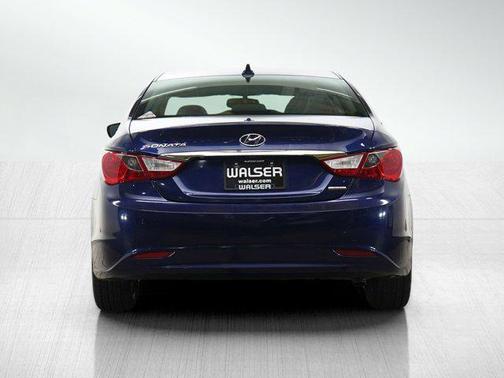 2011 Hyundai SONATA Limited