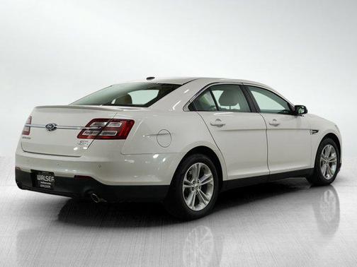 2016 Ford Taurus SEL