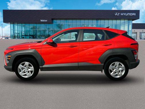 2025 Hyundai KONA SE