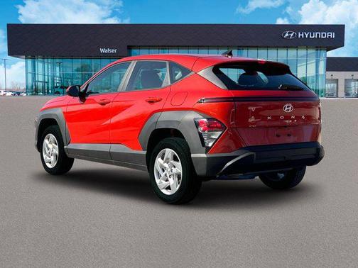 2025 Hyundai KONA SE