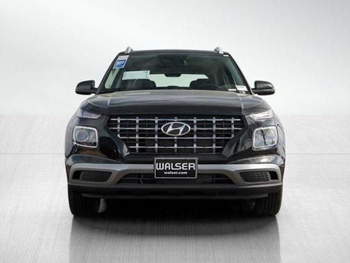 Onyx Black 2026 Hyundai VENUE SEL